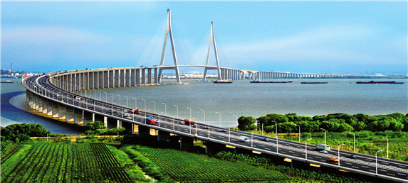 江苏苏通长江公路大桥